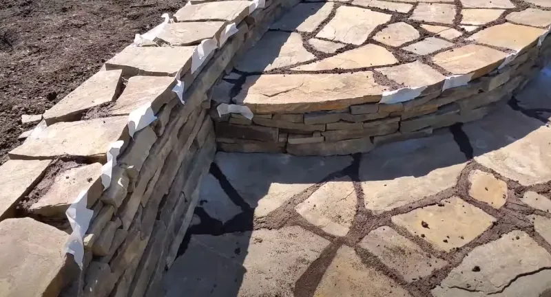 Подпорная стенка в Пскове